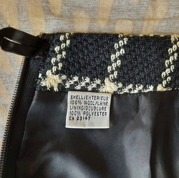 Talbots wool, petites skirt size 12 - Picture 12 of 14